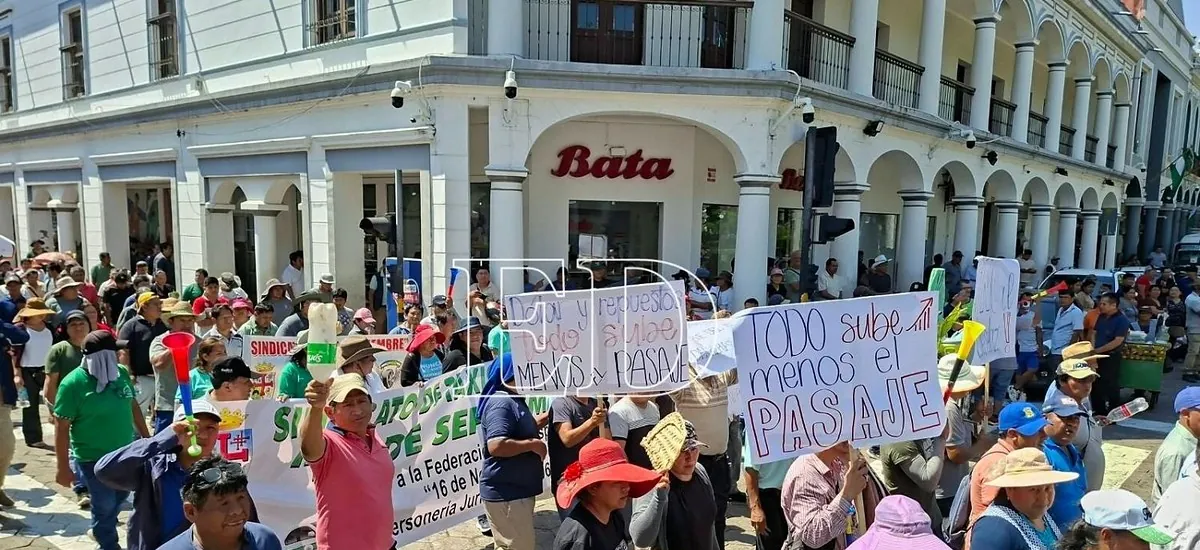 Gobierno convoca a los choferes al diálogo en medio del paro por el diésel