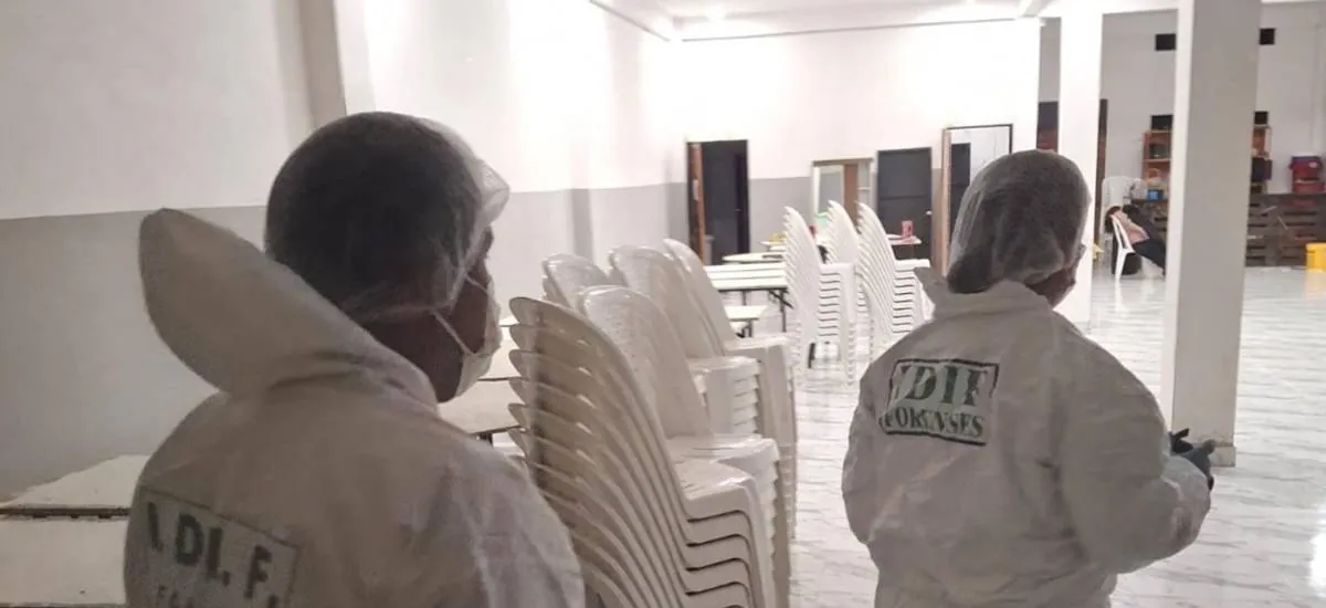 Hallan sin vida a una mujer en una silla de una habitación en Cochabamba