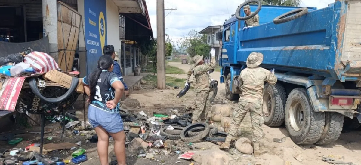 Yapacaní retira cerca de 80 toneladas de llantas en desuso y residuos en una campaña de limpieza